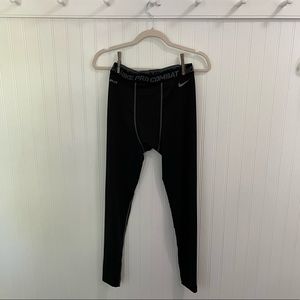 Nike Pro Combat High Waitsed Leggings
